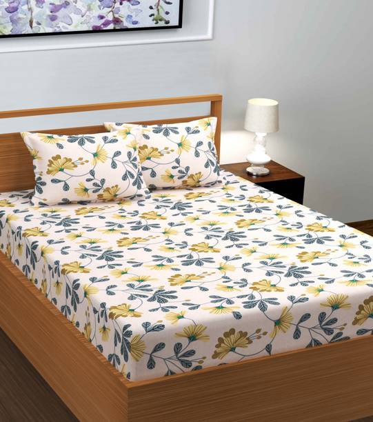 Cotton Double Flat 300 TC Geometric 1 Summer Bedsheet with 2 Pillow Covers