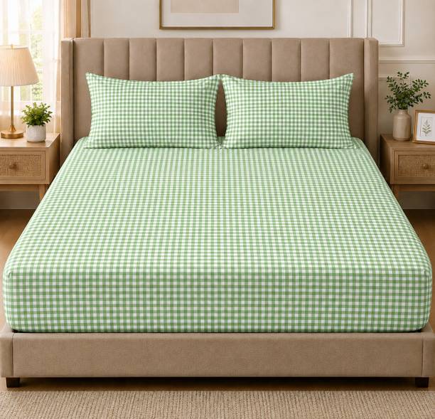 Amrange Cotton Double Fitted (Elastic) 210 TC Checkered 3 Bedsheets with 2 Pillow Covers