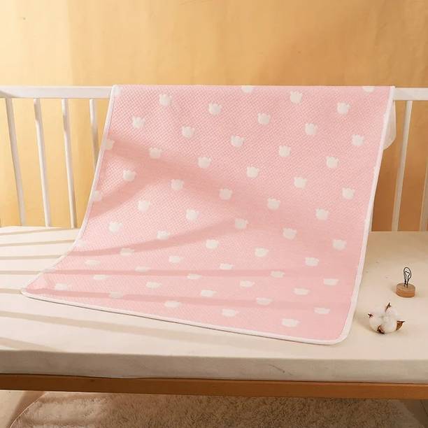 Reexplore Cartoon Crib Swaddling Baby Blanket for  Mild Winter