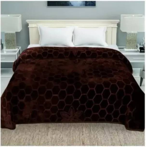 SOVAM Polka Double Mink Blanket for  Mild Winter