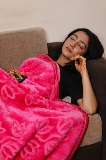 PHF Self Design Single Mink Blanket for  Heavy Winter