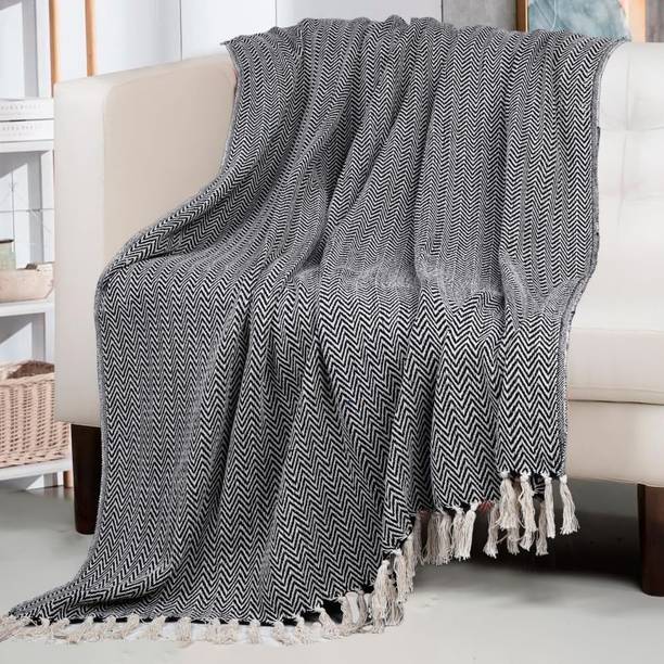 TARANTARAN Self Design Queen Throw for  Mild Winter