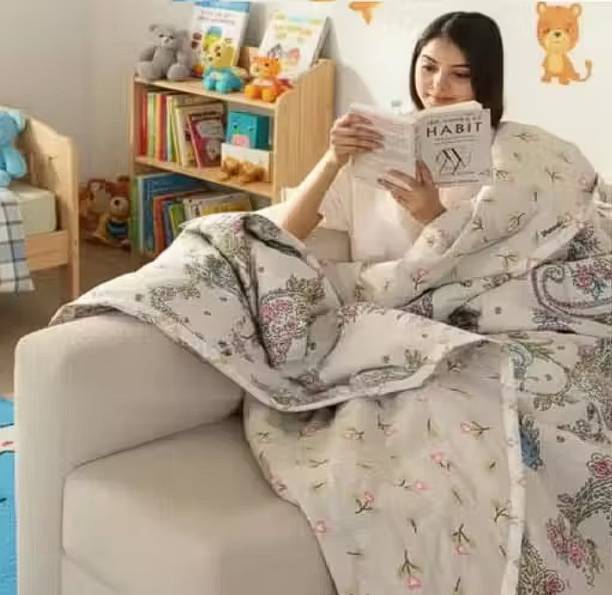 kaydee Floral Double Comforter for  AC Room