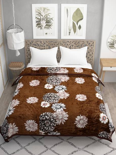 CARLTON LONDON Striped King Coral Blanket for  AC Room