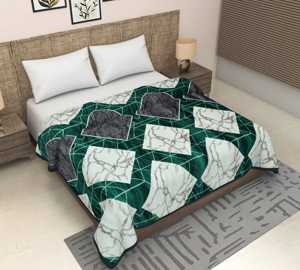 CARLTON LONDON Striped King Coral Blanket for  AC Room