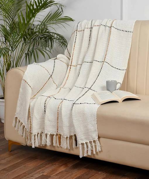 Juctos Checkered Single Throw for  AC Room
