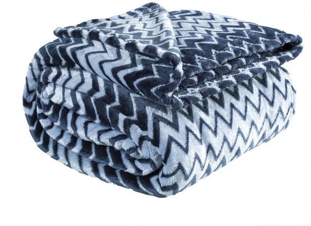 Flipkart SmartBuy Solid Double AC Blanket for  Mild Winter