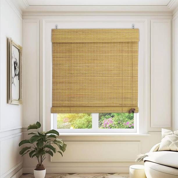 saini Roller Blind Hand Drawn On Ceiling