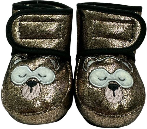 capznmore Unisex Sparkle Party Wear Warm Woolen Booties Soft, Cozy & Warm Infant Shoes Booties  (Toe to Heel Length - 12 cm, Gold)