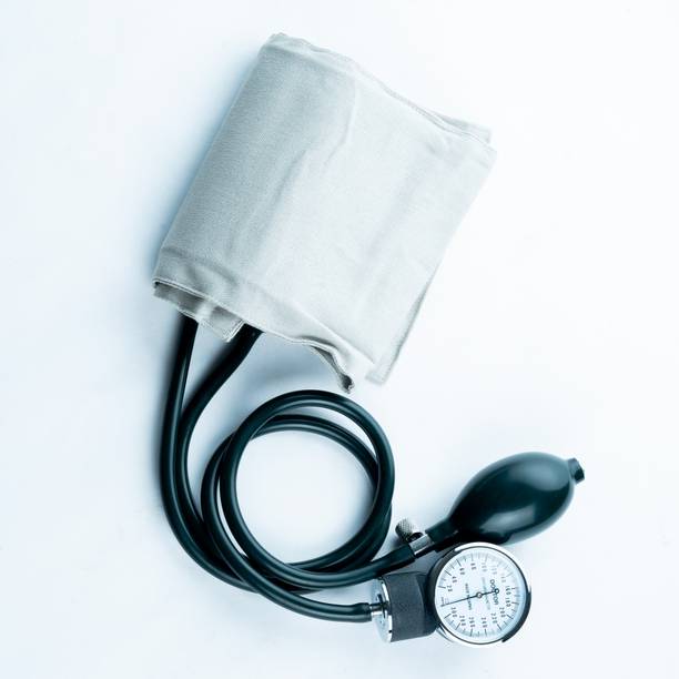 Dishan Sphygmomanometer Doctor D for Aneroid Type Blood Pressure Monitor With Cuff Wrapping Guide Bp Monitor