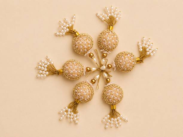 HARISHWA FASHION ROUND + GOLDEN CLOR DIOMOND = LATKAN < 2 > Brooch