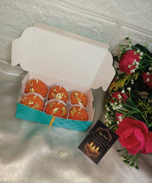 Candllight Motichoor Laddu vanilla scented soy wax Candle