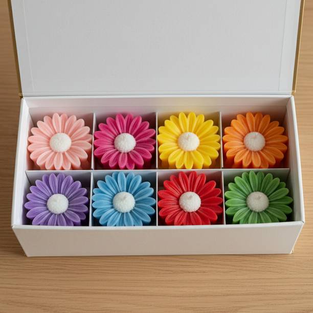 PiyaraaEmber DaisyBloom_2003 Candle