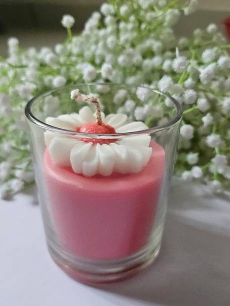 devini Scented glass candle with daizy look ( pack of 1) Candle