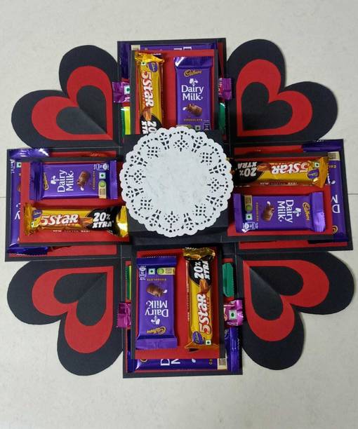 मोमेंटो Momento Chocolate Box ग्रीटिंग कार्ड