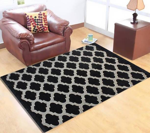 Shivkirpa 5 ft  X 212 cm Chenille Carpet