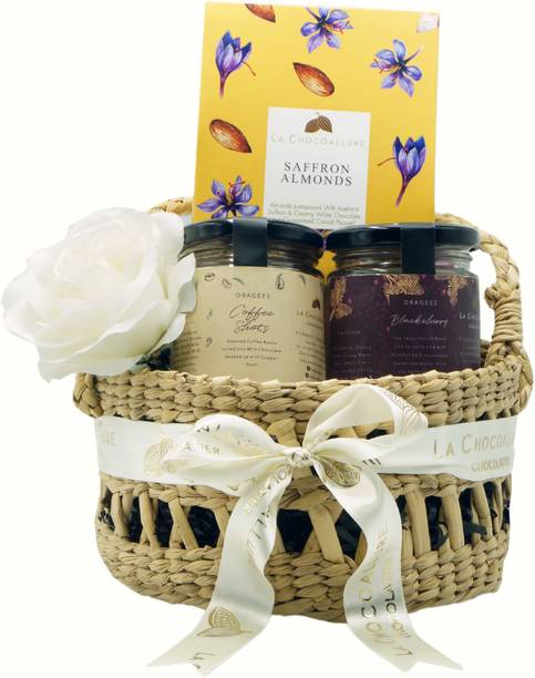 la chocoallure Sweet Treat Gift Hamper Basket | Gift Basket | Chocolate Gift Hamper | Fudges