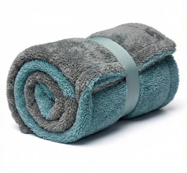Cs Universal Import Exp Microfiber 1200 GSM Face, Hair, Hand, Sport Towel