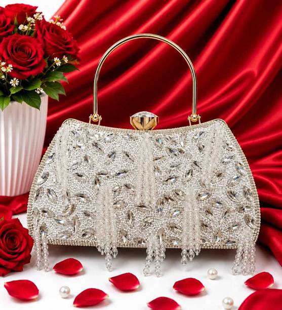 Party, Casual Silver  Clutch