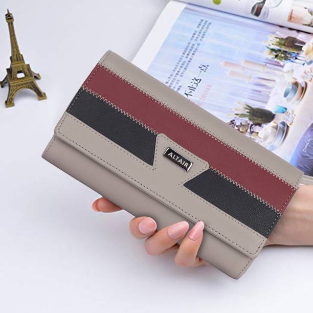 Casual, Formal, Party Beige  Clutch Price in India
