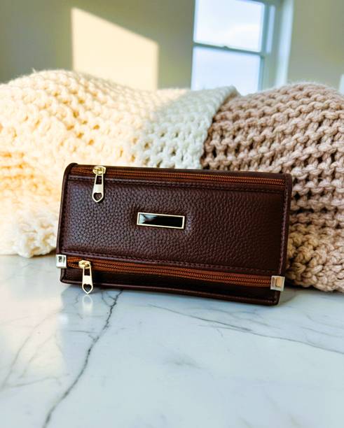 Casual Brown  Clutch