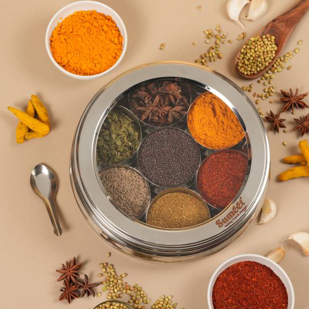 सुमीत Stainless Steel Belly Shape Masala (Spice) Box / Dabba/ Organiser with See Through Lid with 7 Containers and Small Spoon Size No. 10 (17.1cm Dia) (1.1 Ltr Capacity) 1 पीस स्पाइस सेट