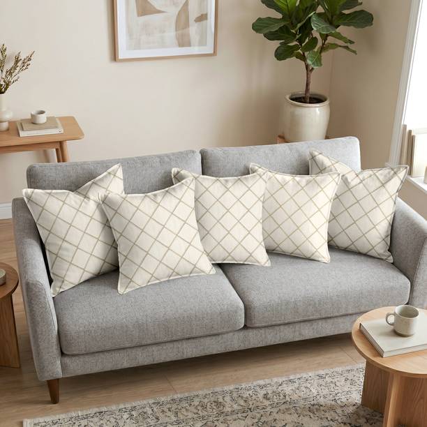Divine Casa Velvet Cushions Cover