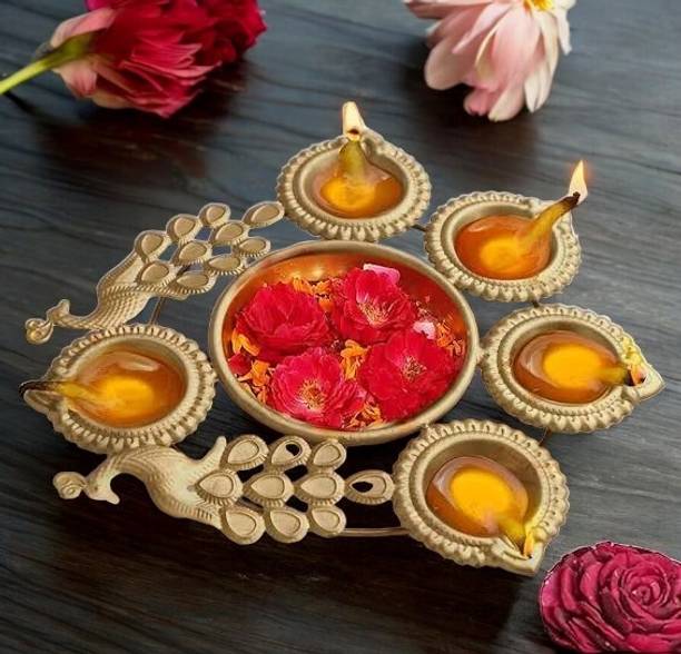 Zunis Overseas Iron Decorative Platter