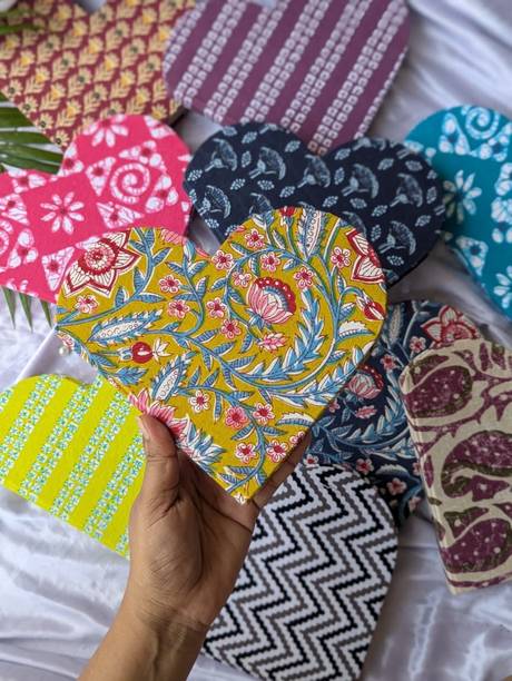 Beyondwaste HANDICRAFT HEART SHAPE DIARY Mini Gift Set UNRULED 100 Pages