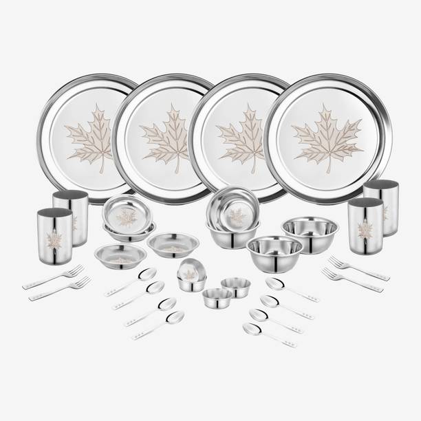क्लासिक एसेंशियल्स Maple Dinner Set, Heavy Gauge with Permanent Laser Design 32 का पैक डिनर सेट