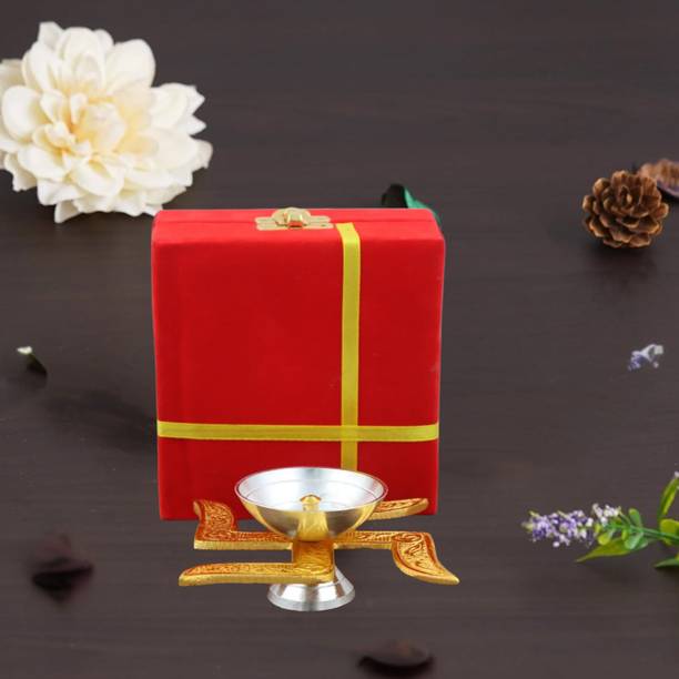 design magnifique Swastick Diya Set cm 12,cm 5 Decorative Showpiece  -  36 cm
