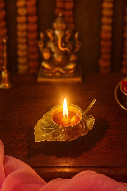 shama decores 01 Brass Table Diya