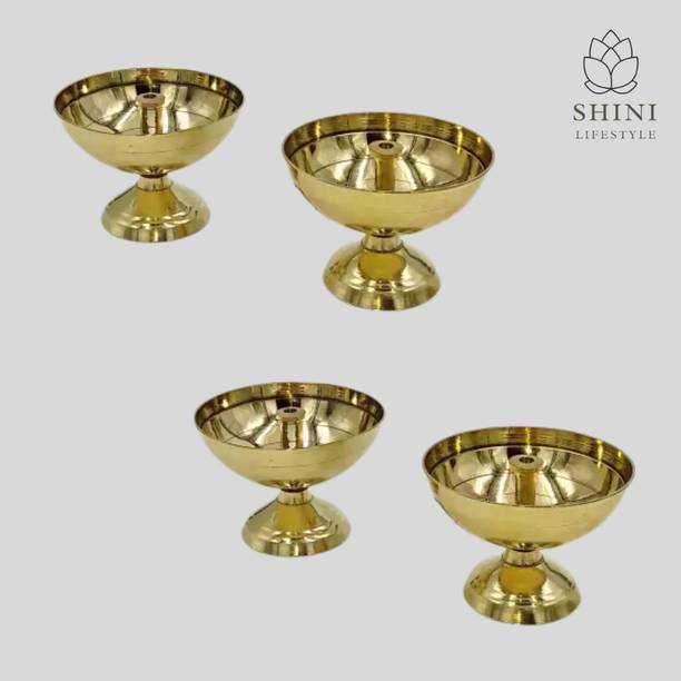 SHINI LIFESTYLE Brass Kuber Diya Diwali Diya Kuber Diya Pooja Deepak Brass (Pack of 4) Table Diya Set