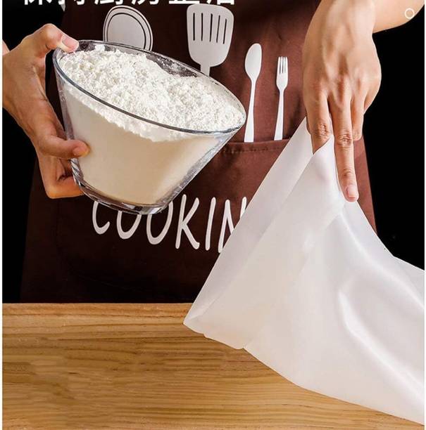 BBBIKINI Reusable Silicon Atta, Flour Kneading Dough Maker Mixing Bag Silicone Detachable Dough Maker