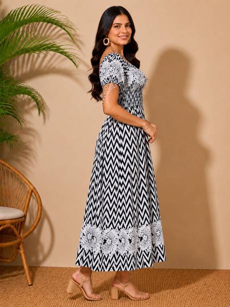 Women Maxi Black, White Full Length Dress