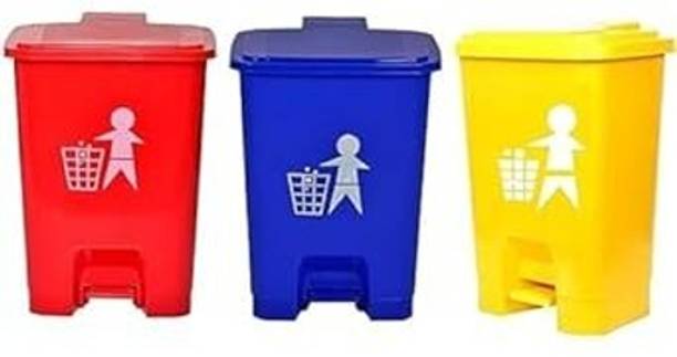 Fleming's Plastic Dustbin