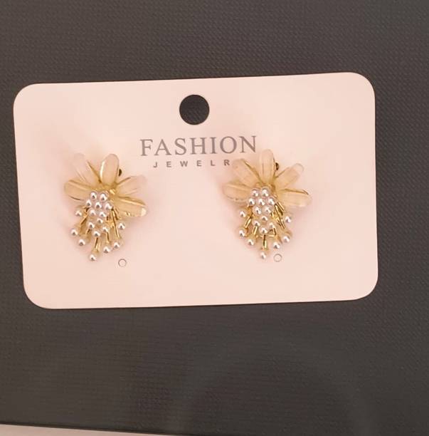 Sparkle in Style: AMRAV Korean Crystal Flower Earrings Set
