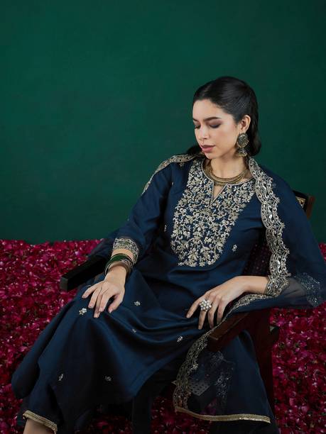 Women Viscose Rayon Kurta Pant Dupatta Set