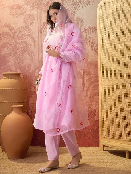 Women Silk Blend Kurti Pyjama Dupatta Set