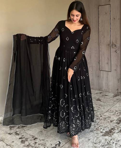 Women Georgette Kurta Dupatta Set