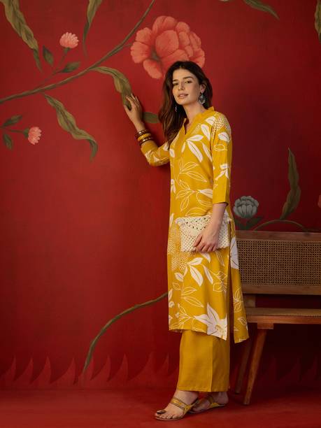SURUKH Women Kurta Pant Set