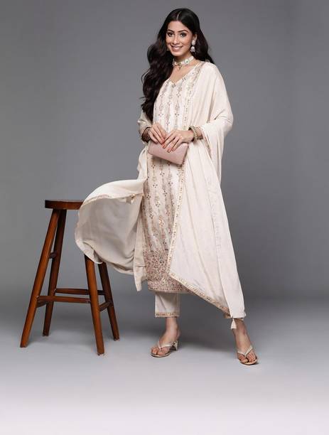 Women Silk Blend Kurta Pant Set