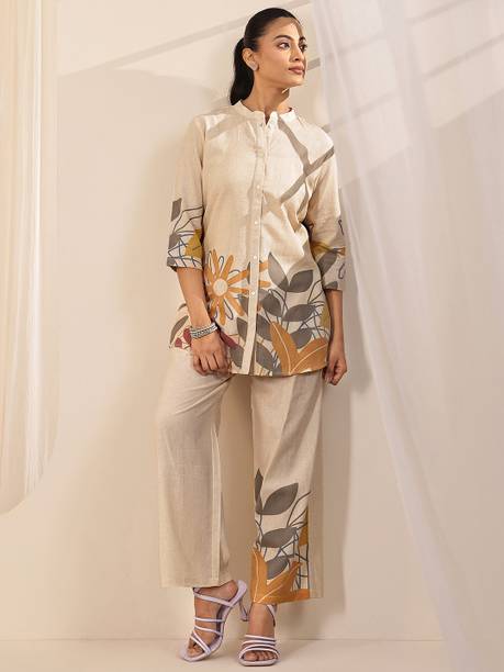 Women Cotton Blend Kurti Pant Set