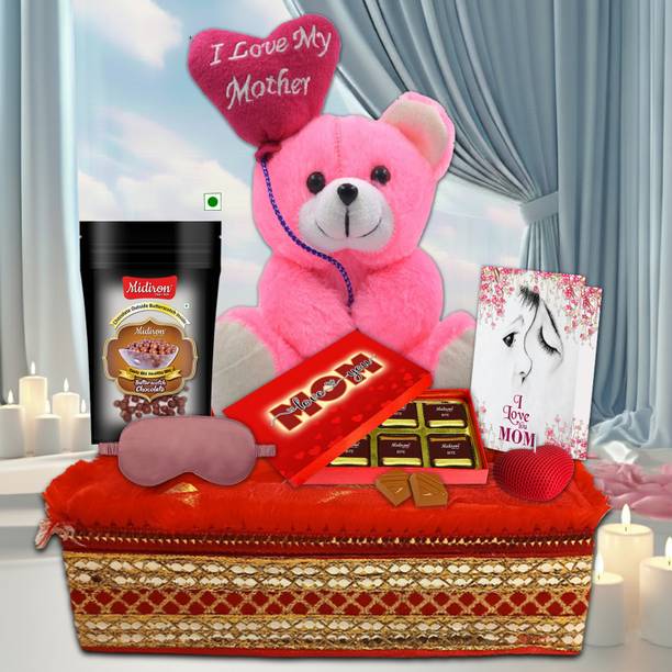 Midiron Lovely Special Treat Basket for Mummy – Present Set for Mom with Warm Touch Assorted Gift Box