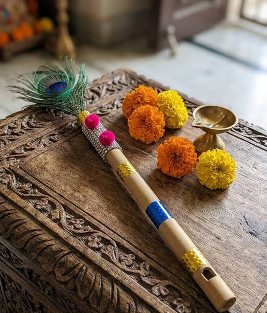 GEEDEC Krishna Ji Mor pankh Bansuri (pack of 1) Bamboo Flute