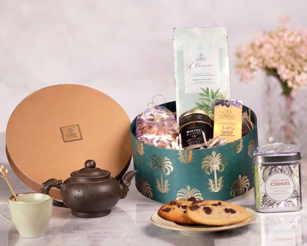 Zoroy Luxury Chocolate Palms Green Tea Gift Hamper For Diwali Corporate Birthday Combo