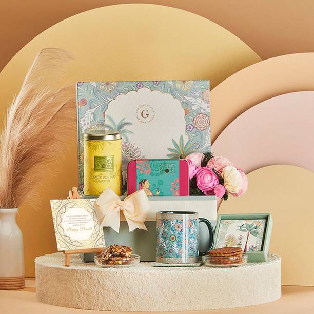 The Gift Studio Magnificent Diwali Gift Hamper Combo