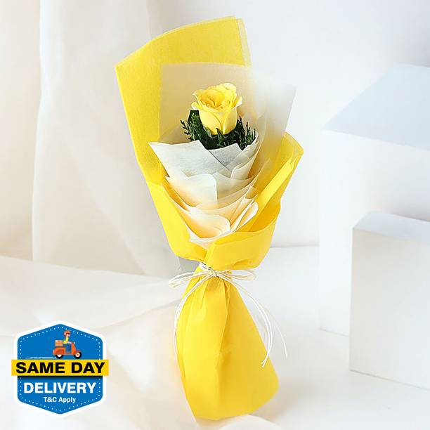 FNP Fresh Yellow Roses Bouquets