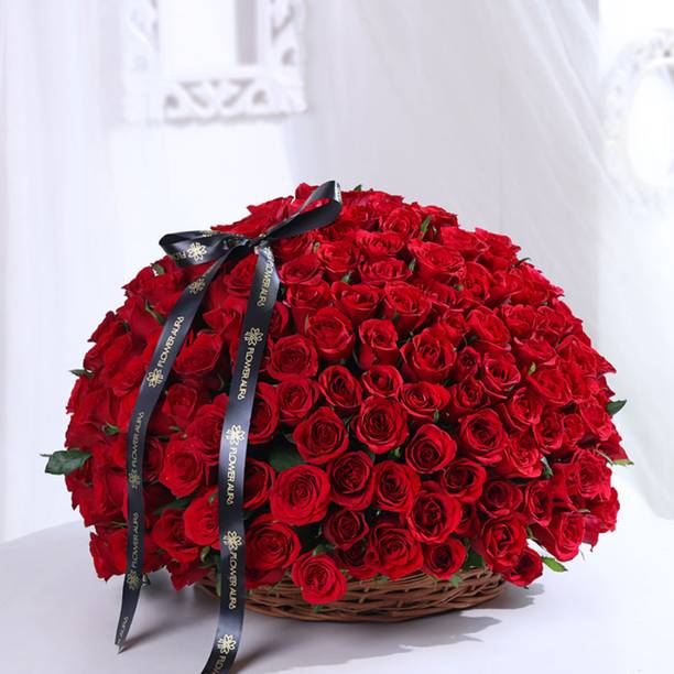 Floweraura Fresh Live Flower Bouquet of 200 Red Roses In Designer Basket Assorted Flower Basket