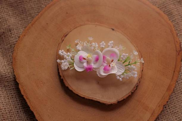 Vidhi Maniktala Hair comb Flower Clip Floral Garland Crown Hair Pin Hair Clip